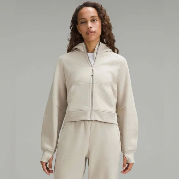 Auth.✅ Women’s Lululemon Full Zip Scuba in “Mojave Tan” Size XL/XXL🤍 - Picture 10 of 11